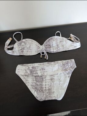 Heidi Klein White and Gray Snake-Print Bikini